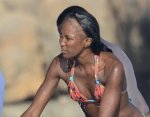 a-NAOMI-CAMPBELL-HAIR-628x348.jpg