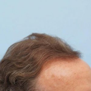 3851_271139_000000004.jpg